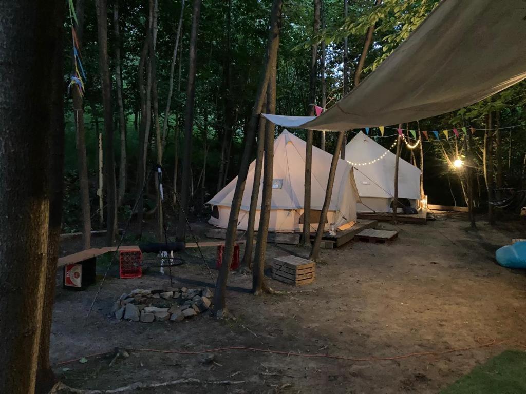 Glampspace - Szlak Beskidzki Hotell Międzybrodzie Bialskie Exteriör bild